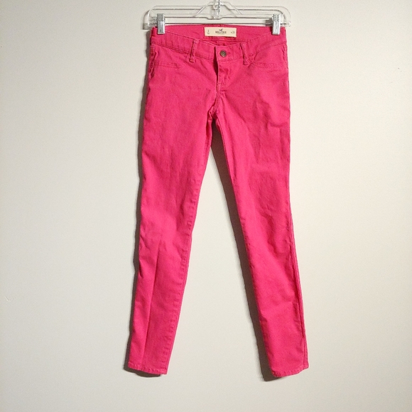 Hollister Jean - Picture 1 of 6